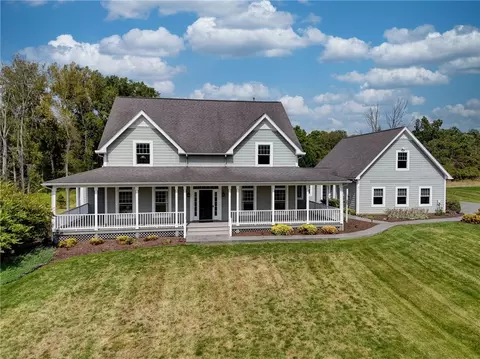 28 Deer Path, Honeoye Falls, NY 14472