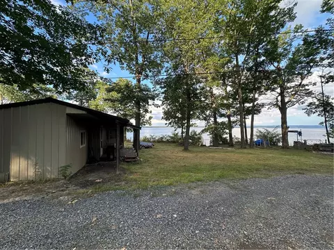 813 Caton Rd, Torrey, NY 14527