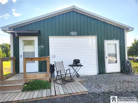9075 Round Top Rd, Villenova, NY 14062
