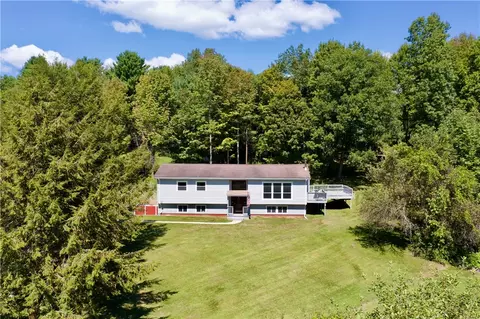 130 Hillside Dr, Oneonta, NY 13820