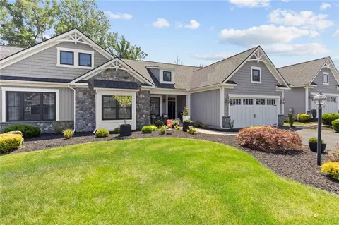 23 River Birch Ln, Webster, NY 14580