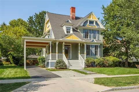 34 Dungan St, Canandaigua, NY 14424