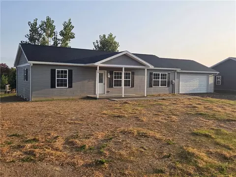 108 Eagle Ln, Milo, NY 14527