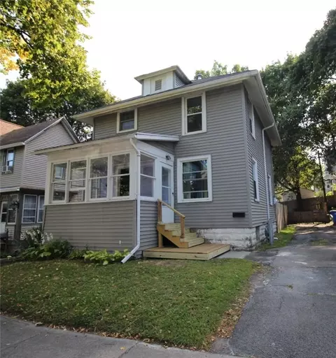 110 Hampden Rd, Rochester, NY 14610