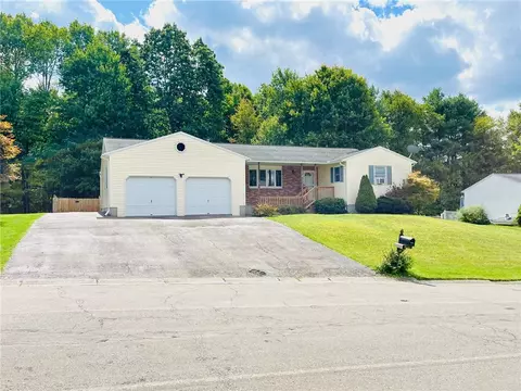 68 Lori Dr, Apalachin, NY 13732