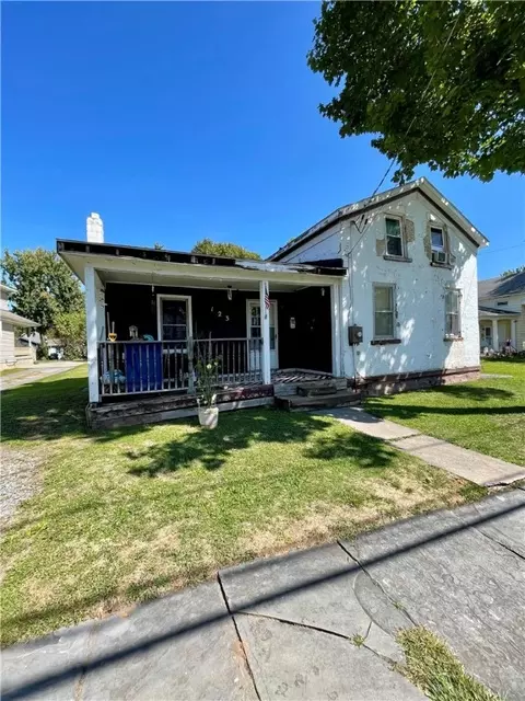 123 E Williams St, Waterloo, NY 13165