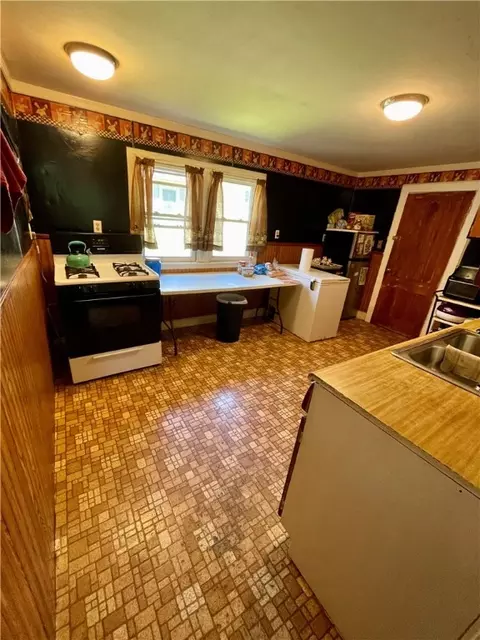 Kitchen - 123 E Williams St, Waterloo, NY 13165 photo 1 of 2