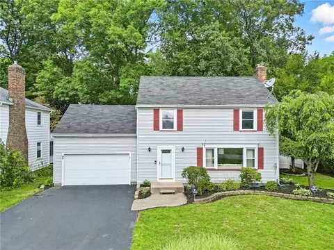 85 Druid Hill Park, Irondequoit, NY 14609