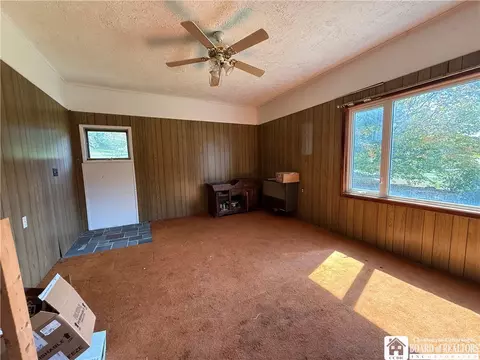 Living - 137 Conewango Rd, Randolph, NY 14772 photo 7 of 7