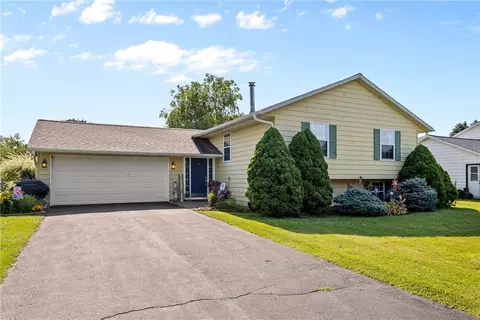 7980 Cedarwood Dr, Rome, NY 13440