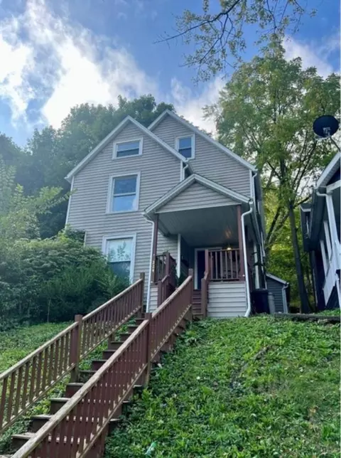 224 E 3rd St, Corning, NY 14830
