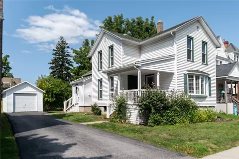 25 Tracy Ave, Batavia, NY 14020