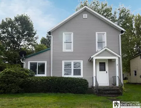 137 W Summit St, Busti, NY 14750