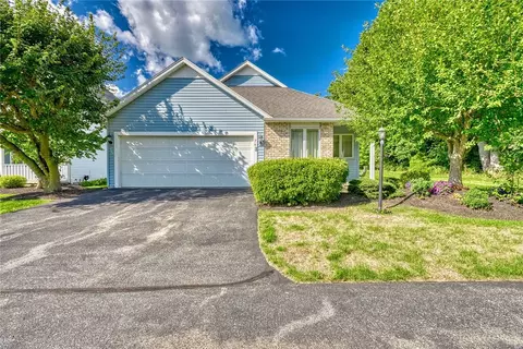 74 Sunburst Cir, Perinton, NY 14450