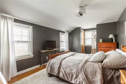 Bedroom - 337 Winfield Rd, Irondequoit, NY 14622 photo 1 of 3