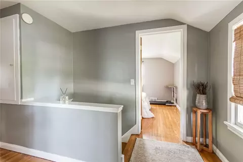 Entry Way - 337 Winfield Rd, Irondequoit, NY 14622 photo 3 of 4