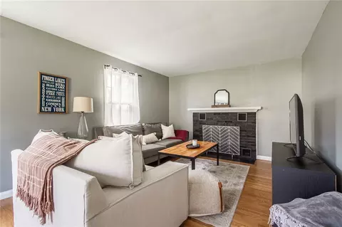 Living - 337 Winfield Rd, Irondequoit, NY 14622 photo 2 of 3