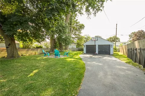 Exterior - 337 Winfield Rd, Irondequoit, NY 14622 photo 10 of 12