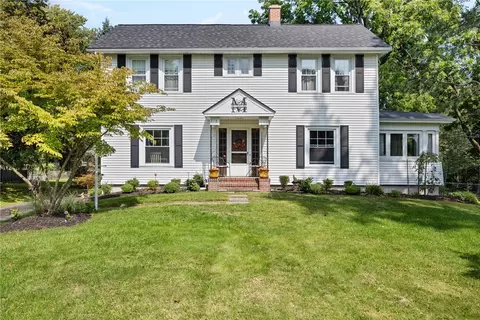 318 Thomas Ave, Irondequoit, NY 14617 photo 3