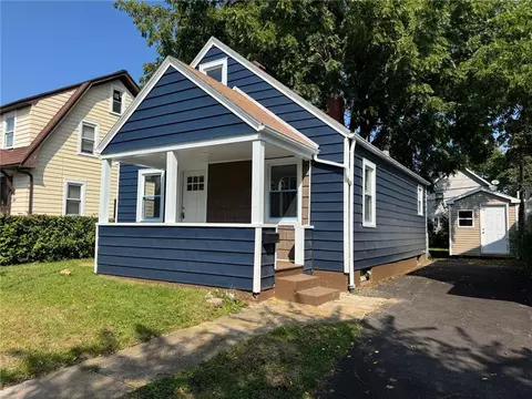 104 Barnard St, Greece, NY 14616