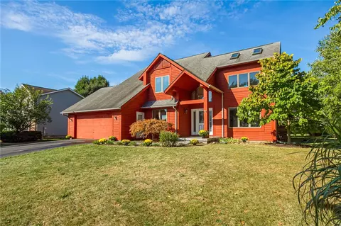 45 Pinewood Knl, Chili, NY 14624