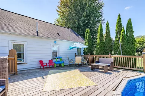 Exterior - 650 Klem Rd, Webster, NY 14580 photo 13 of 14
