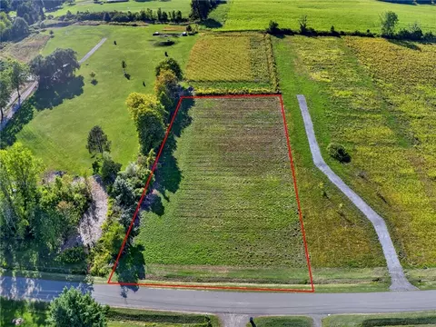 3615 Baker Rd, Walworth, NY 14568