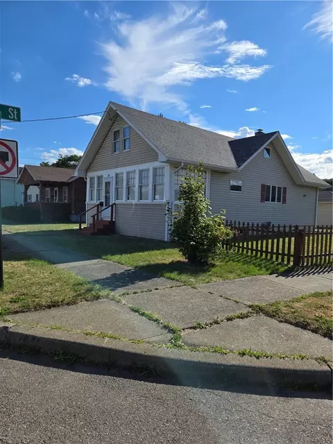 253 Elmwood Ave, Elmira, NY 14903
