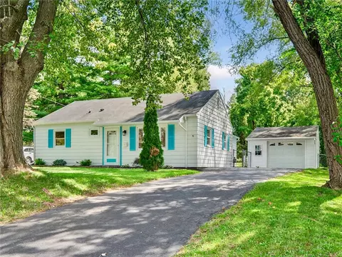 50 Pontiac St, Webster, NY 14580