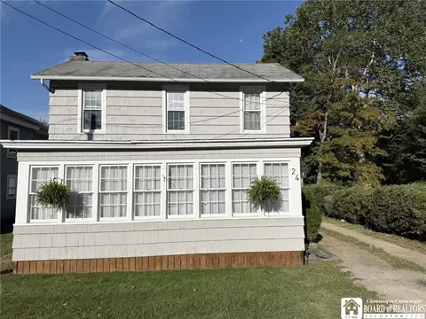 24 Water St, Carroll, NY 14738
