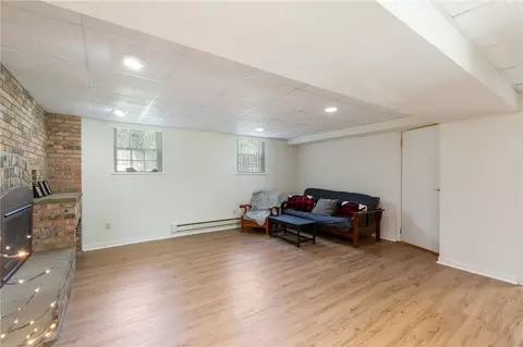 Living - 12 Brooktree Dr, Perinton, NY 14526 photo 3 of 6