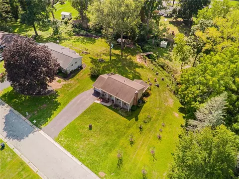 View/Area - 12 Brooktree Dr, Perinton, NY 14526 photo 2 of 3