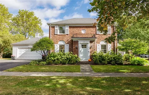 161 Buckland Ave, Rochester, NY 14618