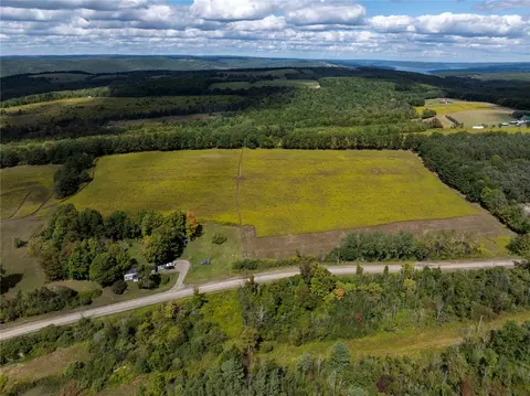 8015 Peacock Rd, Urbana, NY 14810