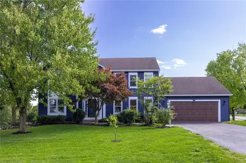 1 Waycross Rd, Perinton, NY 14450
