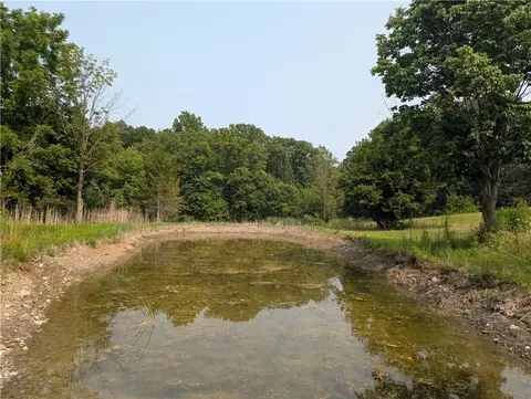 5220 County Road 16west Lake Rd, Canandaigua Town, NY 14424