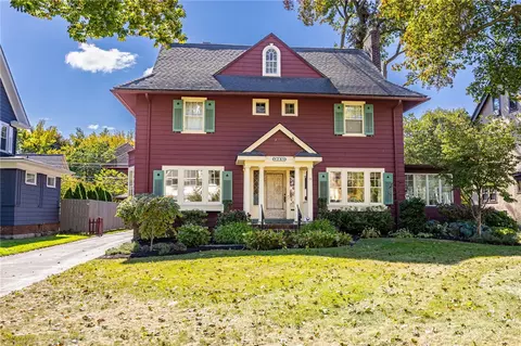 75 Windemere Rd, Rochester, NY 14610