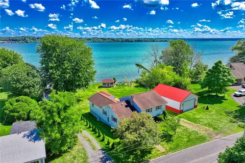 2189 Lake Rd, Seneca Falls, NY 13148