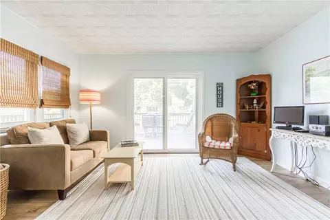 Living - 6355 Glenn Ave, Middlesex, NY 14507 photo 2 of 3