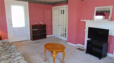 Living - 124 E Williams St, Waterloo, NY 13165 photo 4 of 7