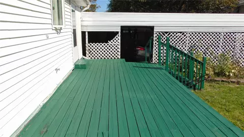 Exterior - 124 E Williams St, Waterloo, NY 13165 photo 4 of 6