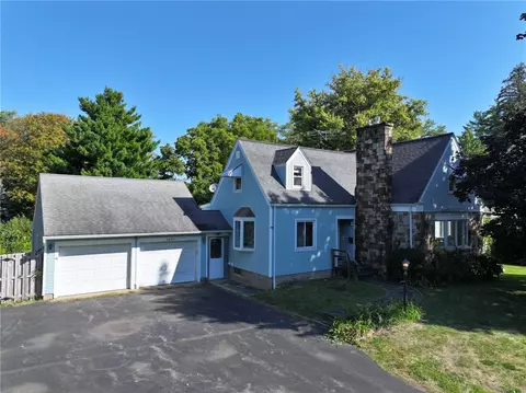 3897 Ridge Rd, Williamson, NY 14589