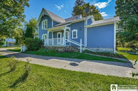 40 Pennsylvania Ave, Friendship, NY 14739