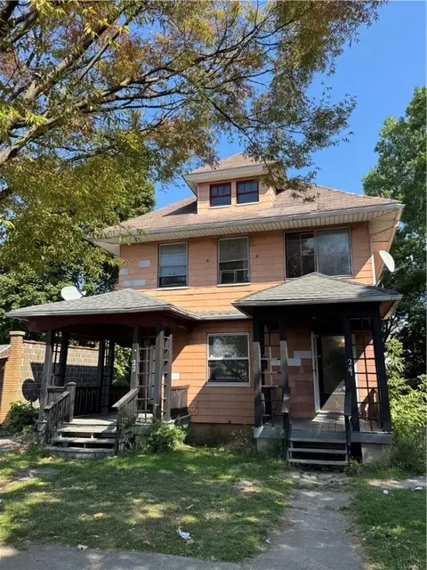 22 Gardiner Ave, Rochester, NY 14611