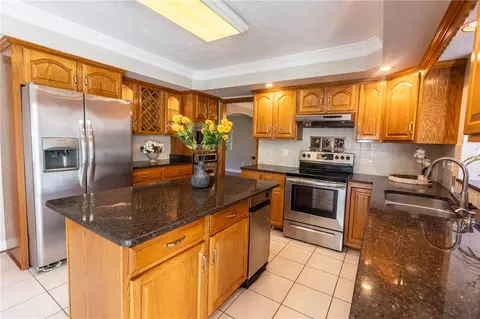 Kitchen - 115 Guygrace Ln, Webster, NY 14580 photo 2 of 5