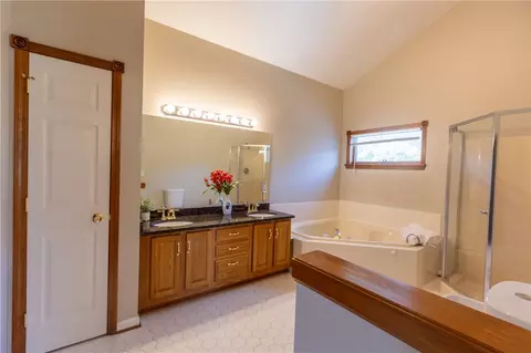 Bath - 115 Guygrace Ln, Webster, NY 14580 photo 2 of 5