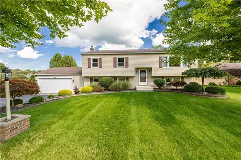 300 Pine Blvd, Arcadia, NY 14513