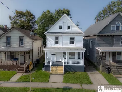 123 Maple Ave, Dunkirk, NY 14048