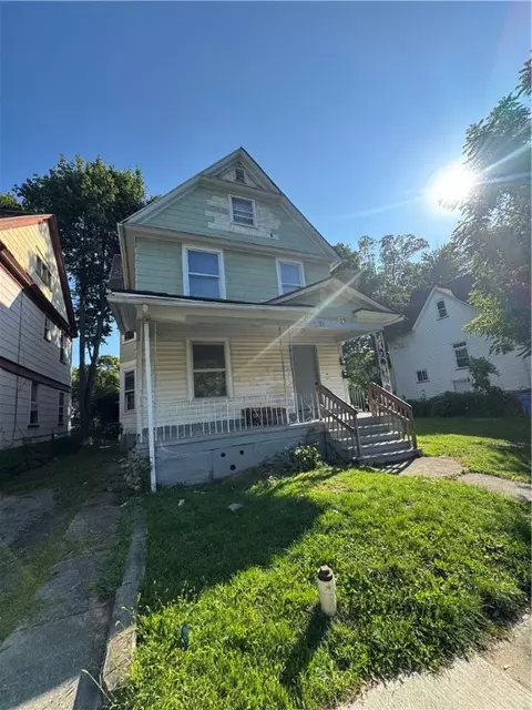21 Arnett Blvd, Rochester, NY 14611