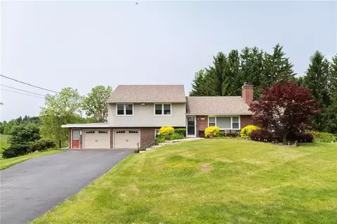 9208 Shepard Rd, Batavia, NY 14020